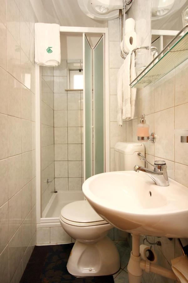 Apartments And Rooms By The Sea Racisce, Korcula - 4341 エクステリア 写真